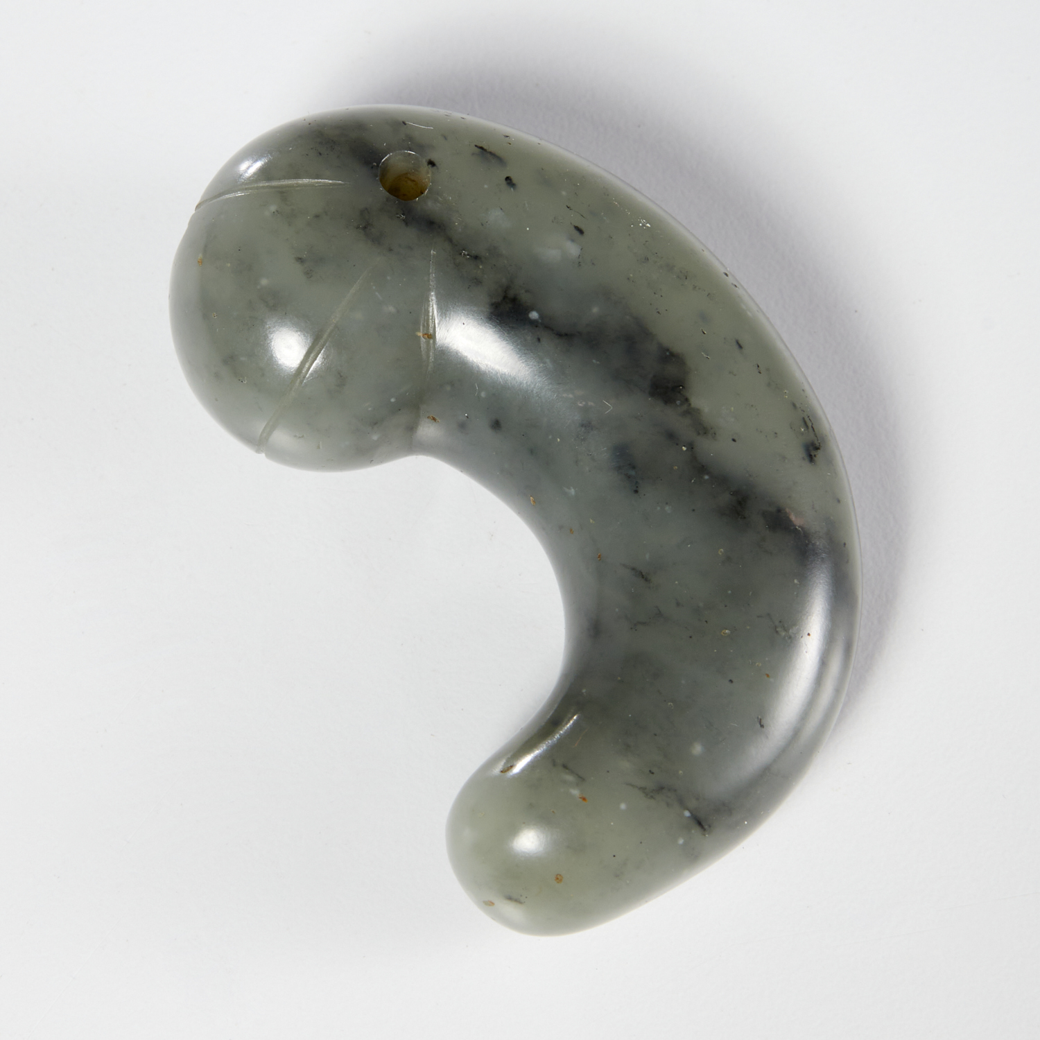 KOREAN CARVED JADE 'COMMA'
