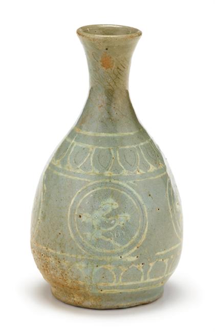 Korean celadon bottle vase    Koryo