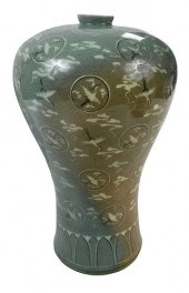 KOREAN CELADON GLAZED MAEBYEON