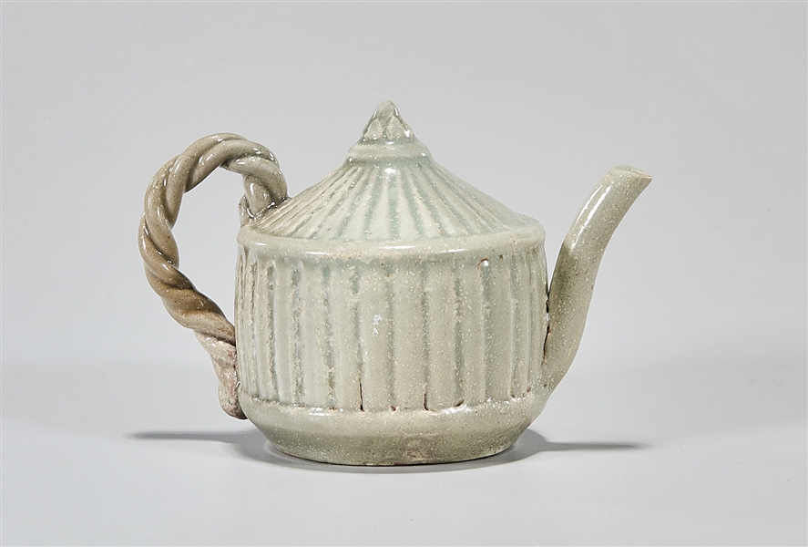 Korean celadon glazed water dropper