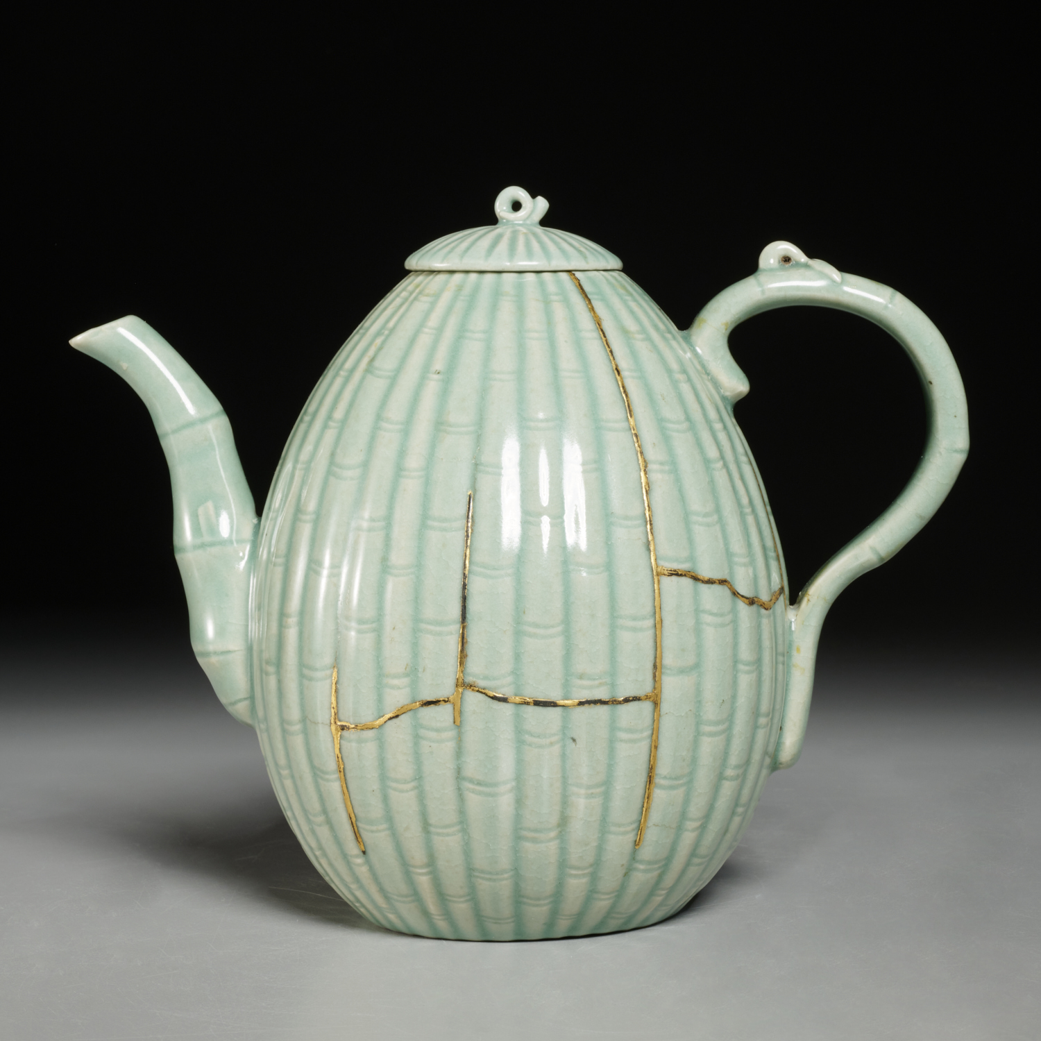 KOREAN CELADON MELON-SHAPED EWER