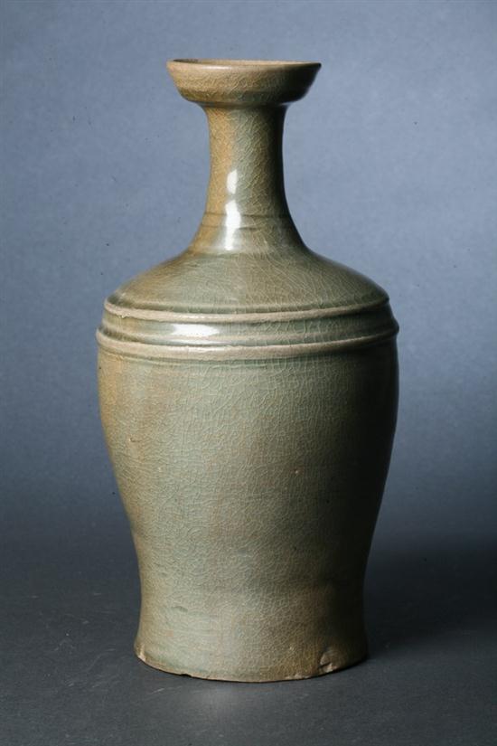 KOREAN CELADON VASE. Choson