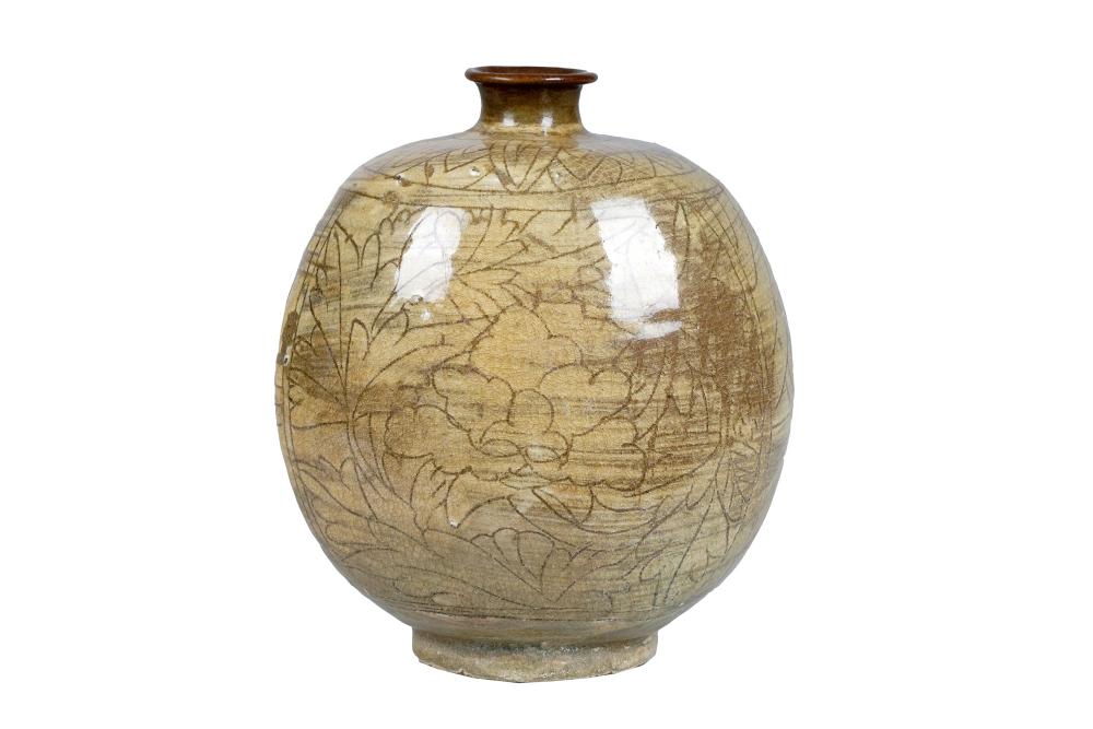 KOREAN GLAZED JAR8 1/2 inches