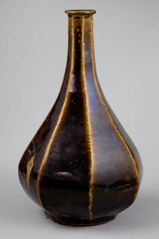 KOREAN IRON BROWN-GLAZED FACETED