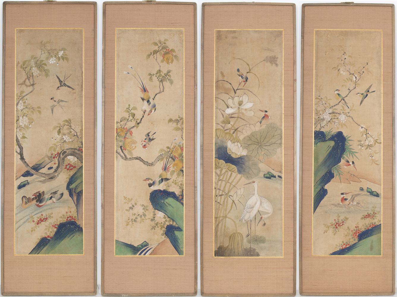KOREAN JOSEON PAINTED SILK FRAMED