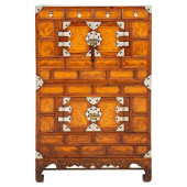 KOREAN LOCKING CHEST ON CHEST,