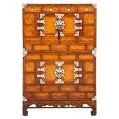 KOREAN LOCKING CHEST ON CHEST,