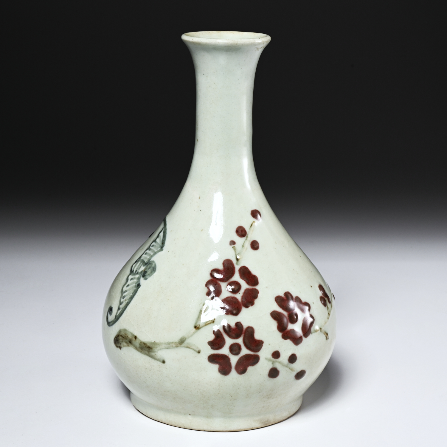 KOREAN PORCELAIN BOTTLE VASE,