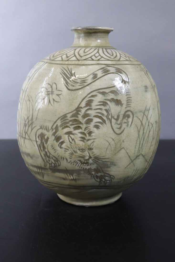 KOREAN PUNCH'ONG STYLE STONEWARE