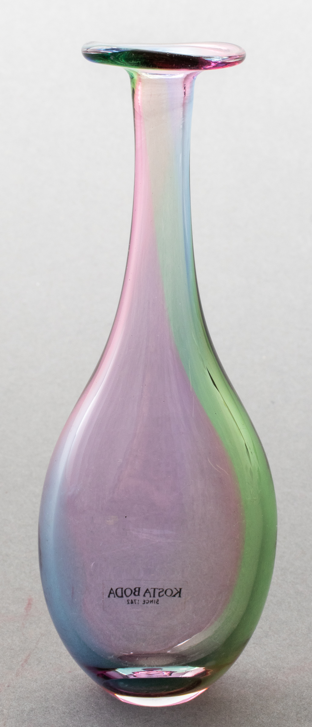 KOSTA BODA SMALL COLOR GLASS VASE