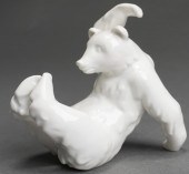 KPM BERLIN PORCELAIN 'BEAR PLA