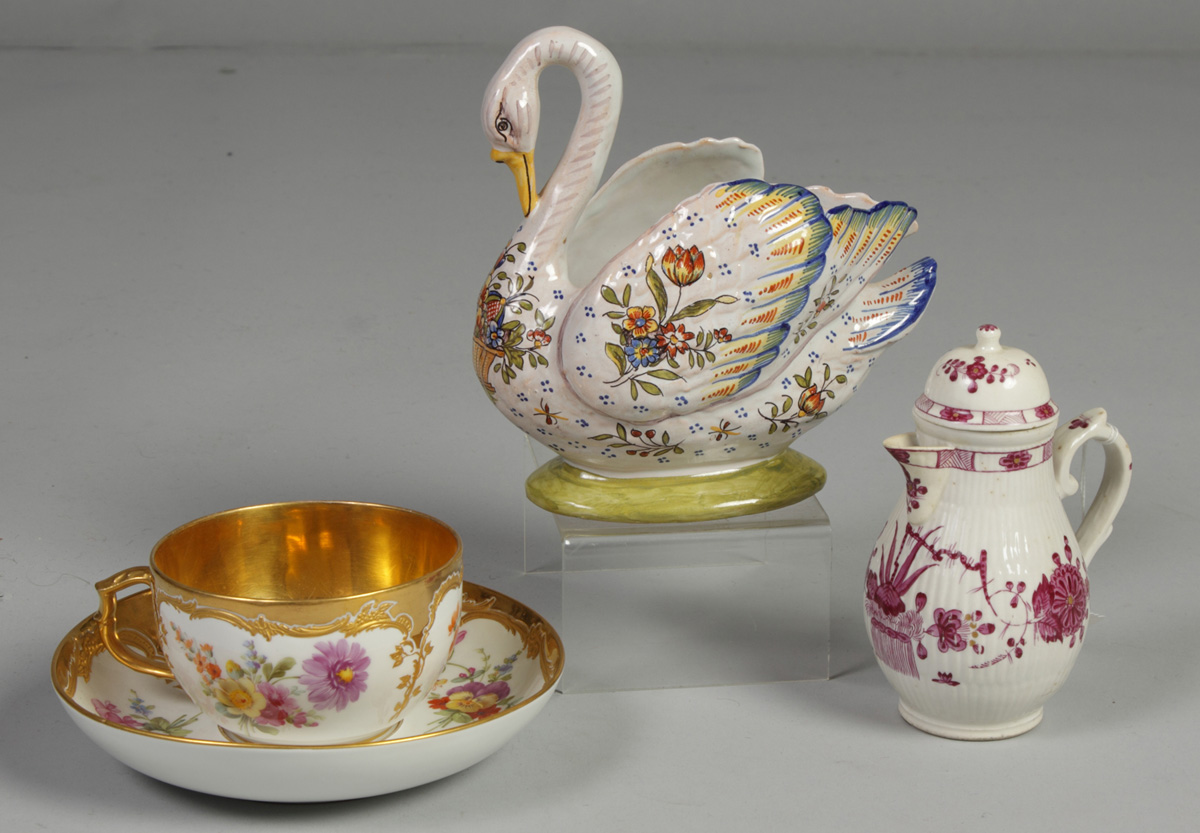 KPM cup & saucer porcelain cream