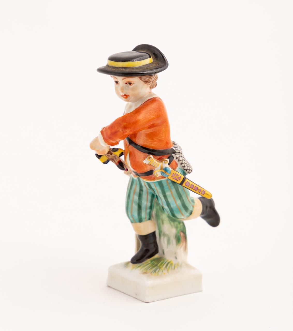 KPM PORCELAIN FIGURINE OF