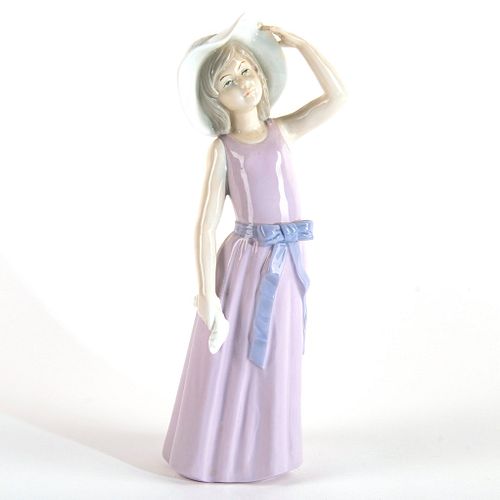 KPM PORCELAIN FIGURINE, SUMMER