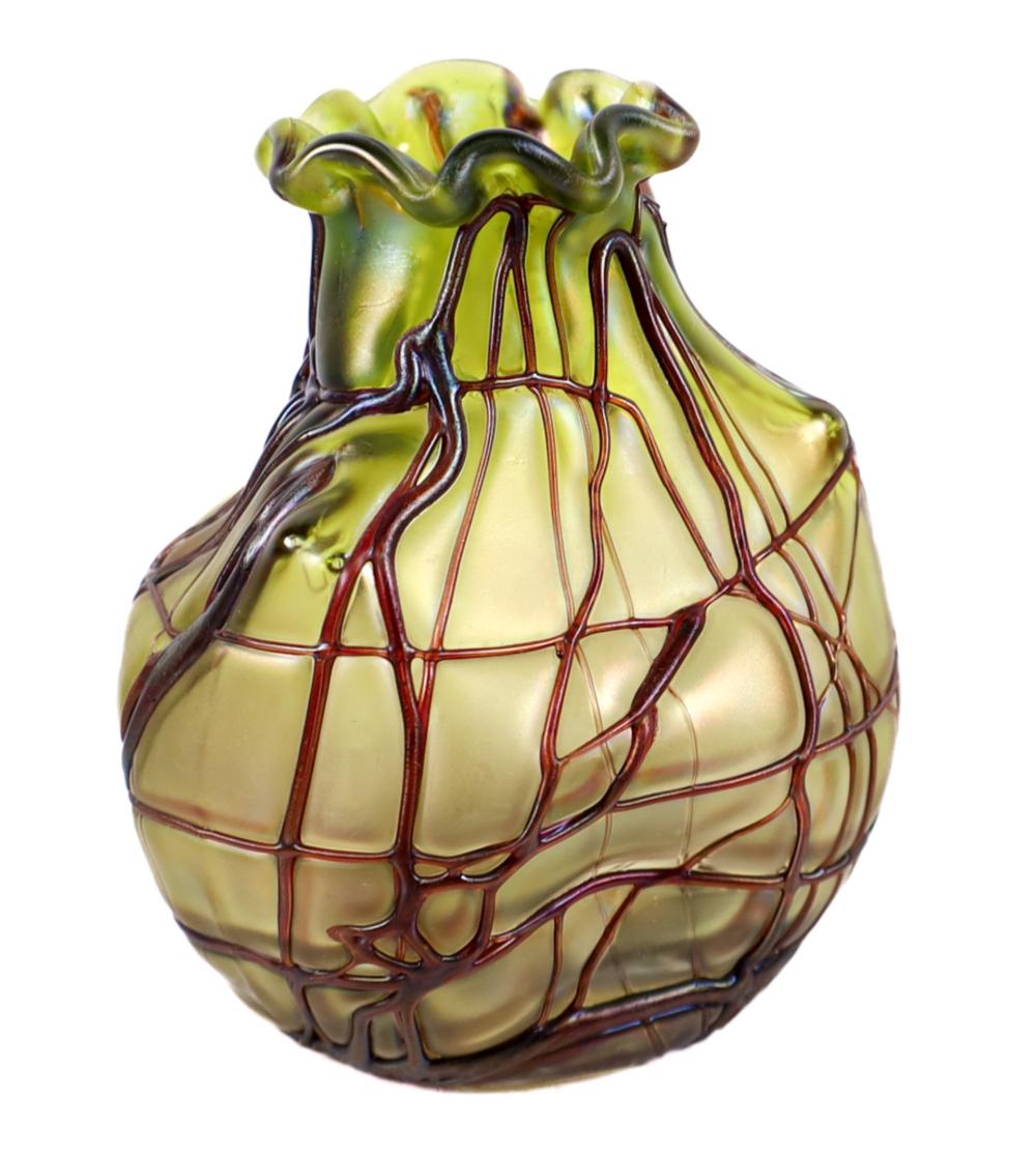 KRALIK CARDIAC GREEN IRIDESCENT