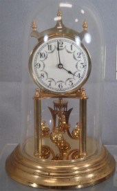 Kundo anniversary clock, Kieni