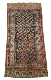 KURD RUG Staggered rows of bot