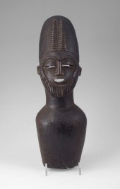 KURUMBA CARVED FIGURE WITH ANT
