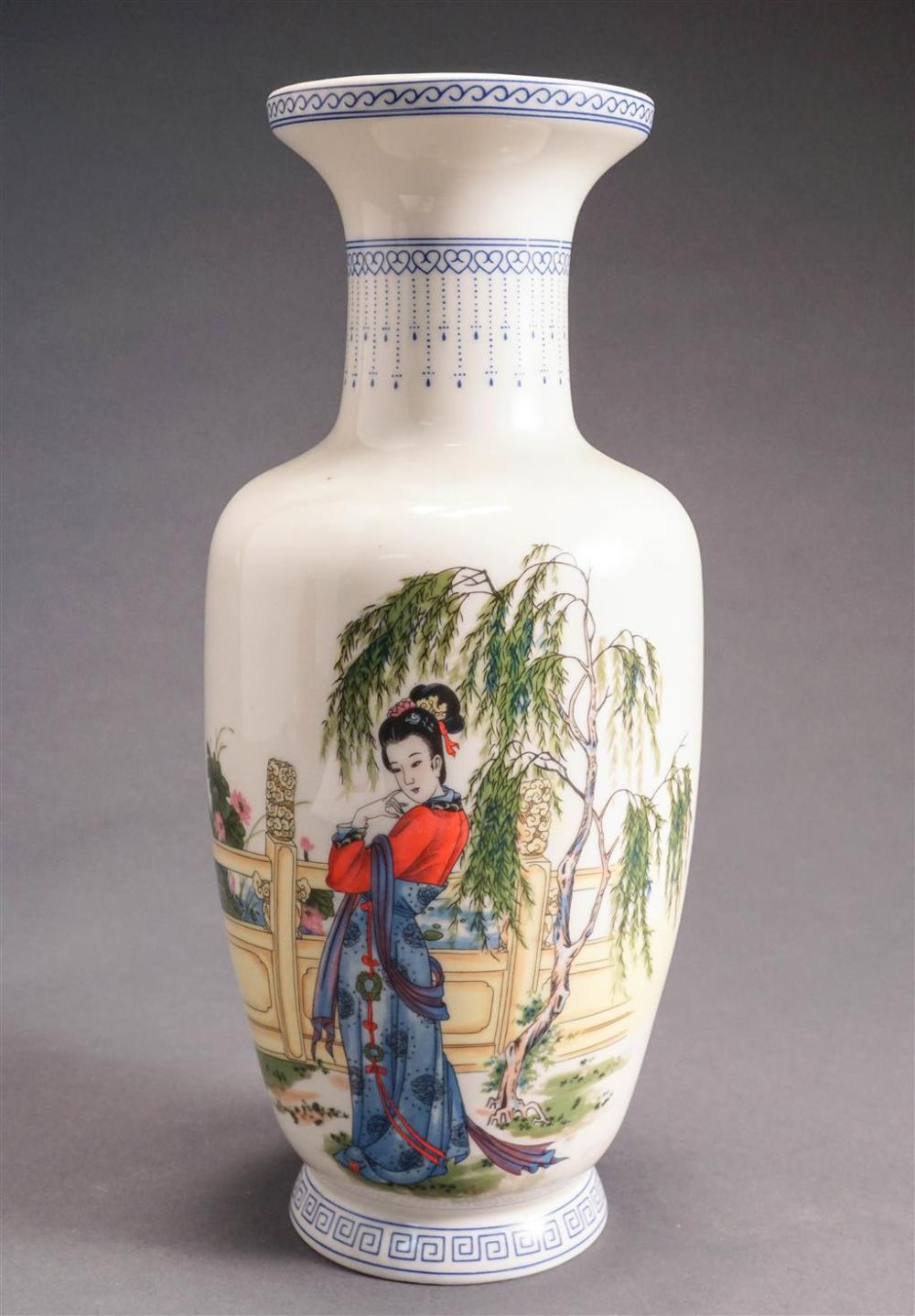 KUTANI TYPE PORCELAIN BALUSTER VASE