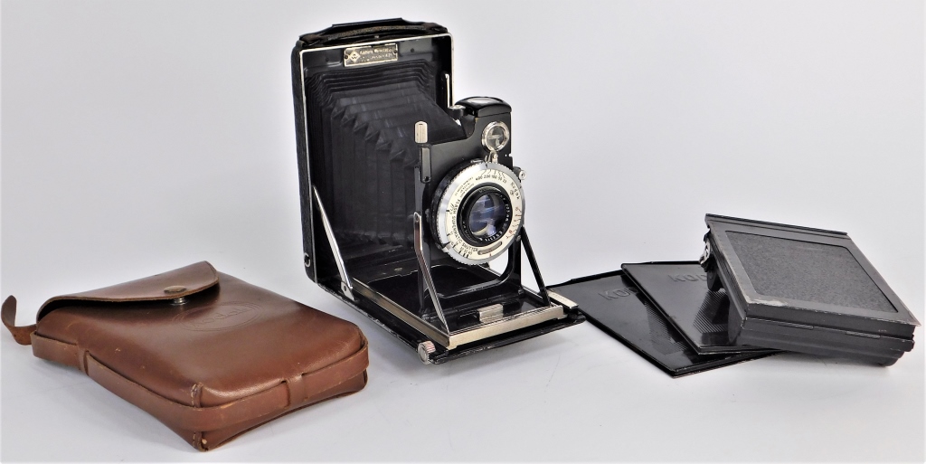 KW PATENT ETUI 6.5X9 FOLDING CAMERA