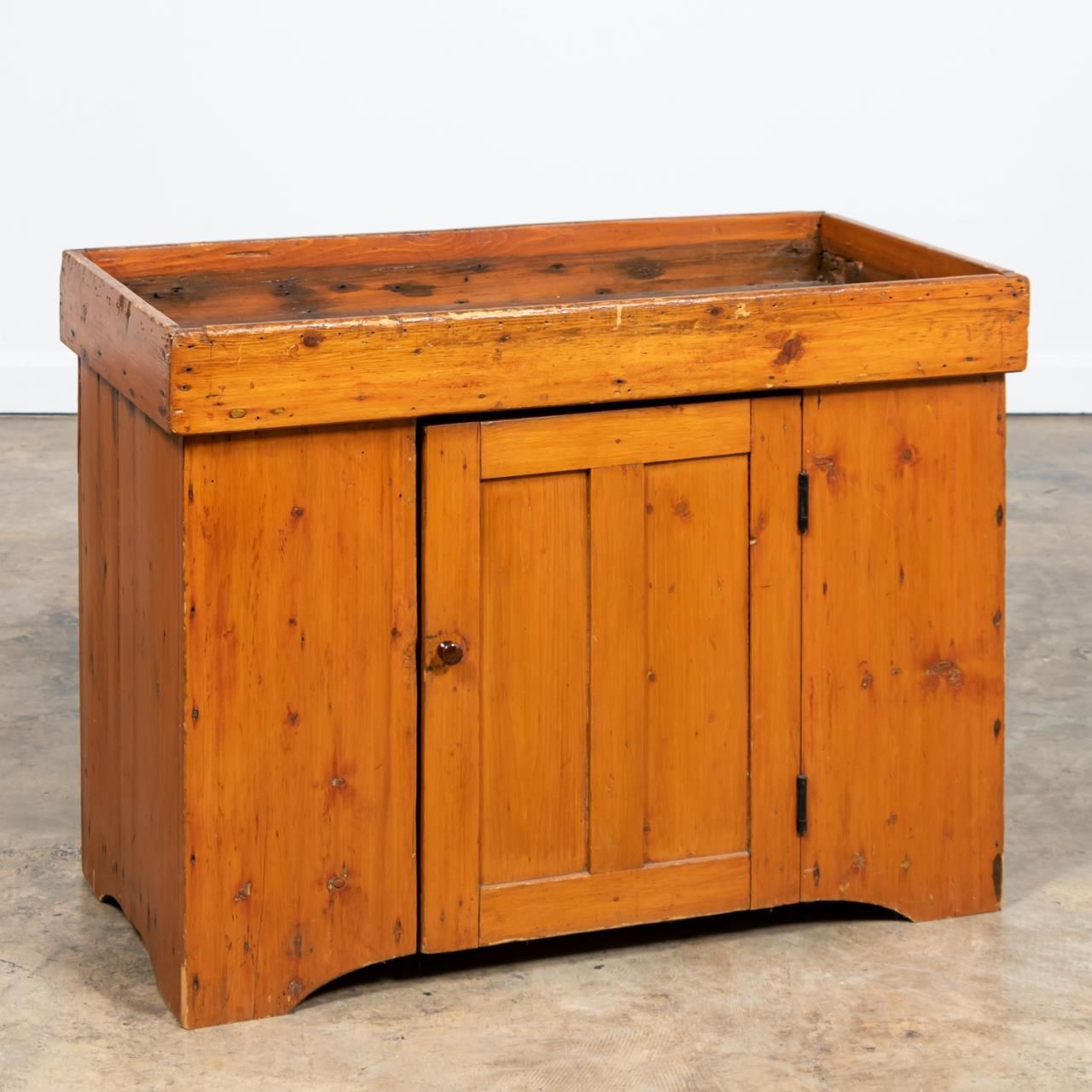 L. 19TH C. AMERICAN PINE