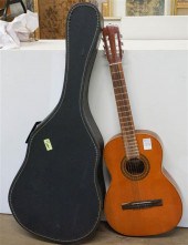 LA MANCHA GUITAR WITH CASELa M