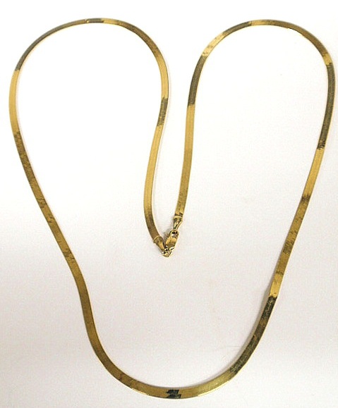 Ladies 14k gold herringbone