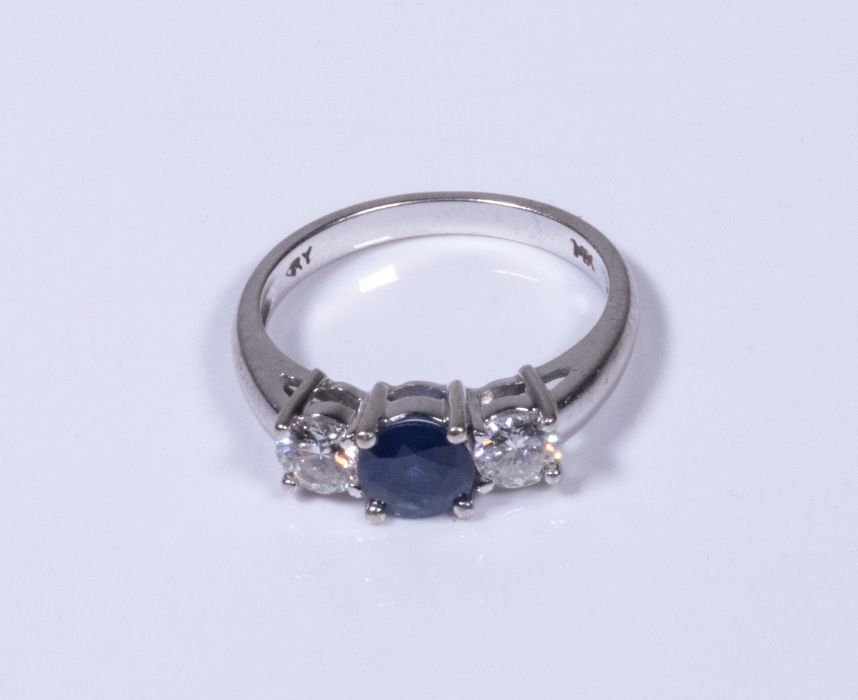 LADIES 14K GOLD SAPPHIRE AND