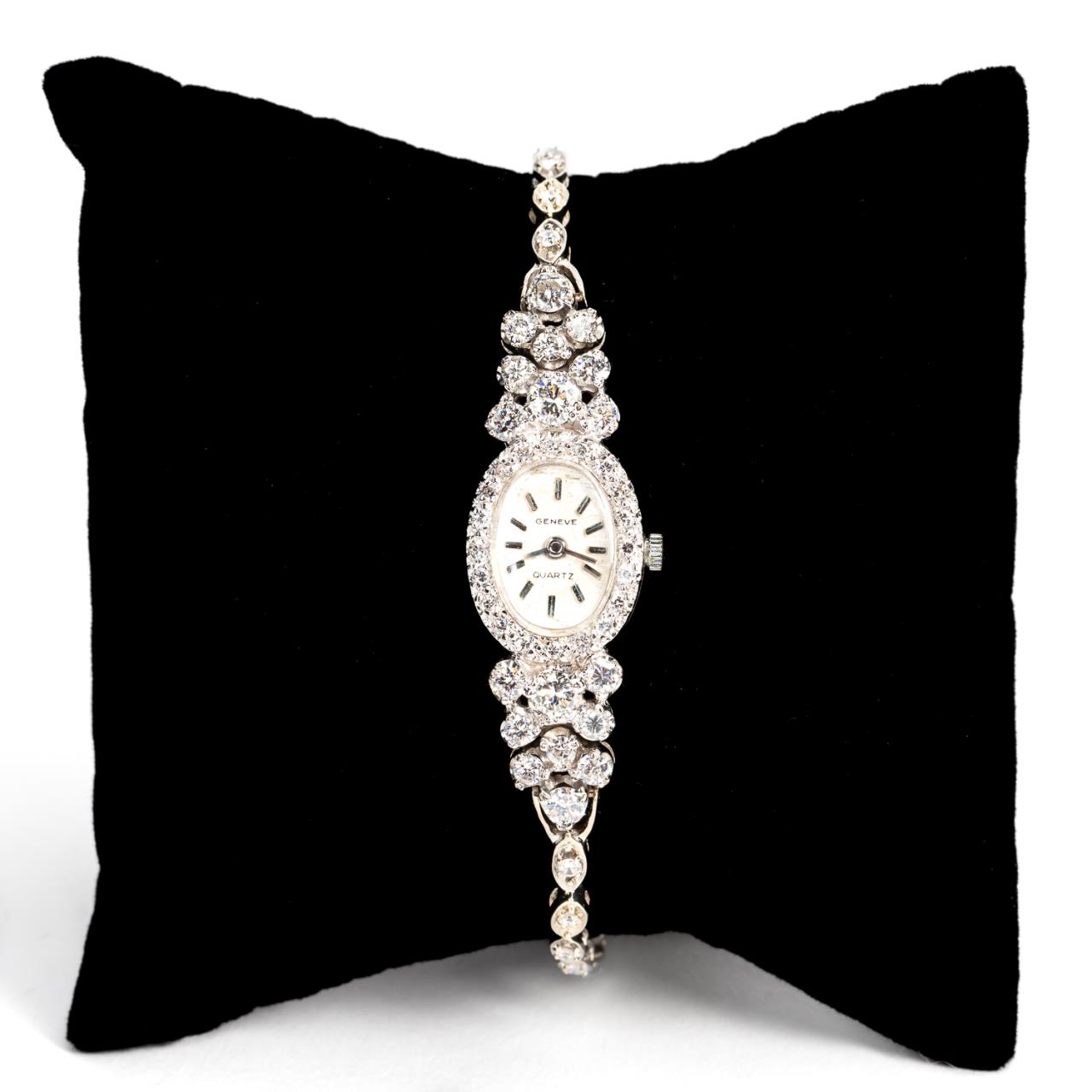 LADIES' 14K WHITE GOLD & DIAMOND