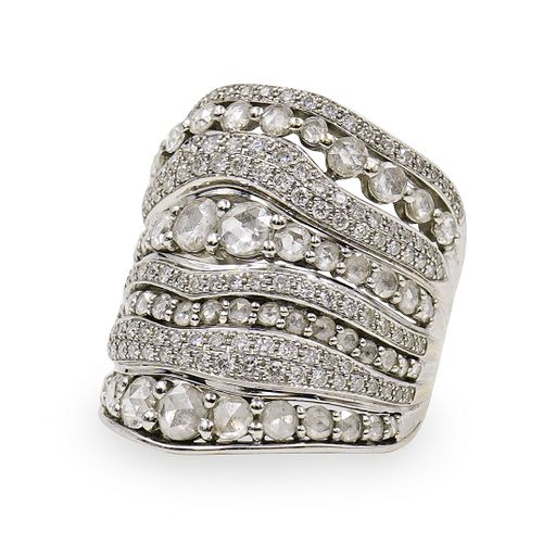 LADIES 18K WHITE GOLD DIAMOND
