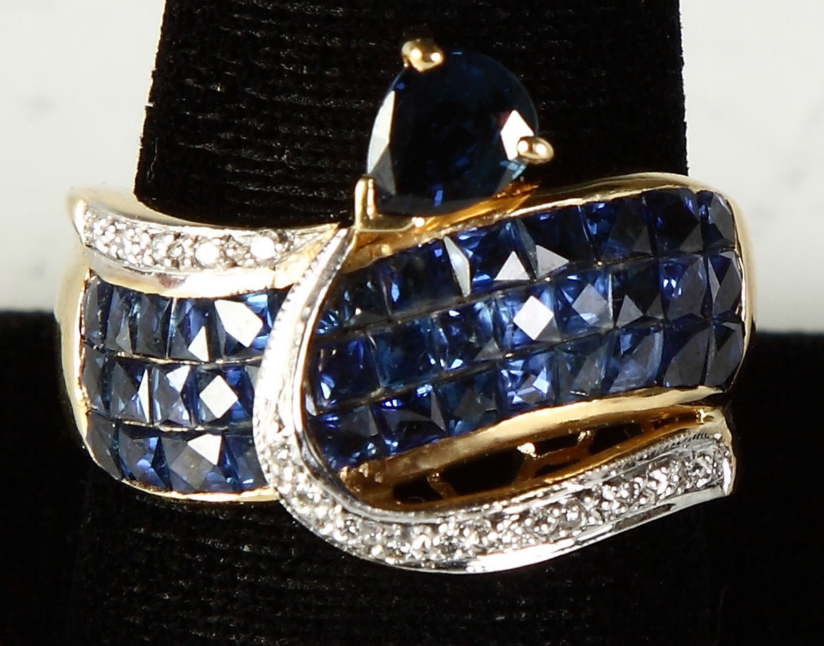Ladies 18k Yellow & White Gold