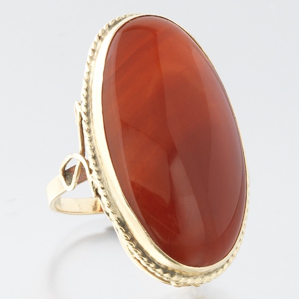 LADIES' AGATE CABOCHON RING  Ring