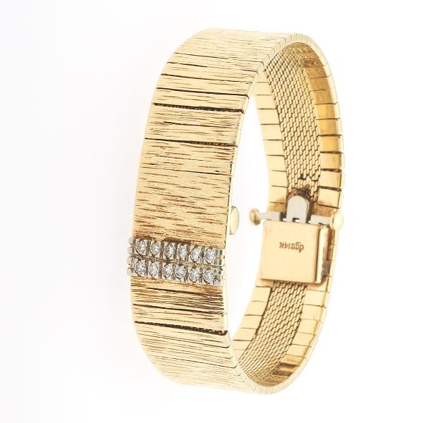 LADIES' BAUME & MERCIER GOLD AND