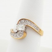 LADIES' EMERALD CUT & PAVE DIA