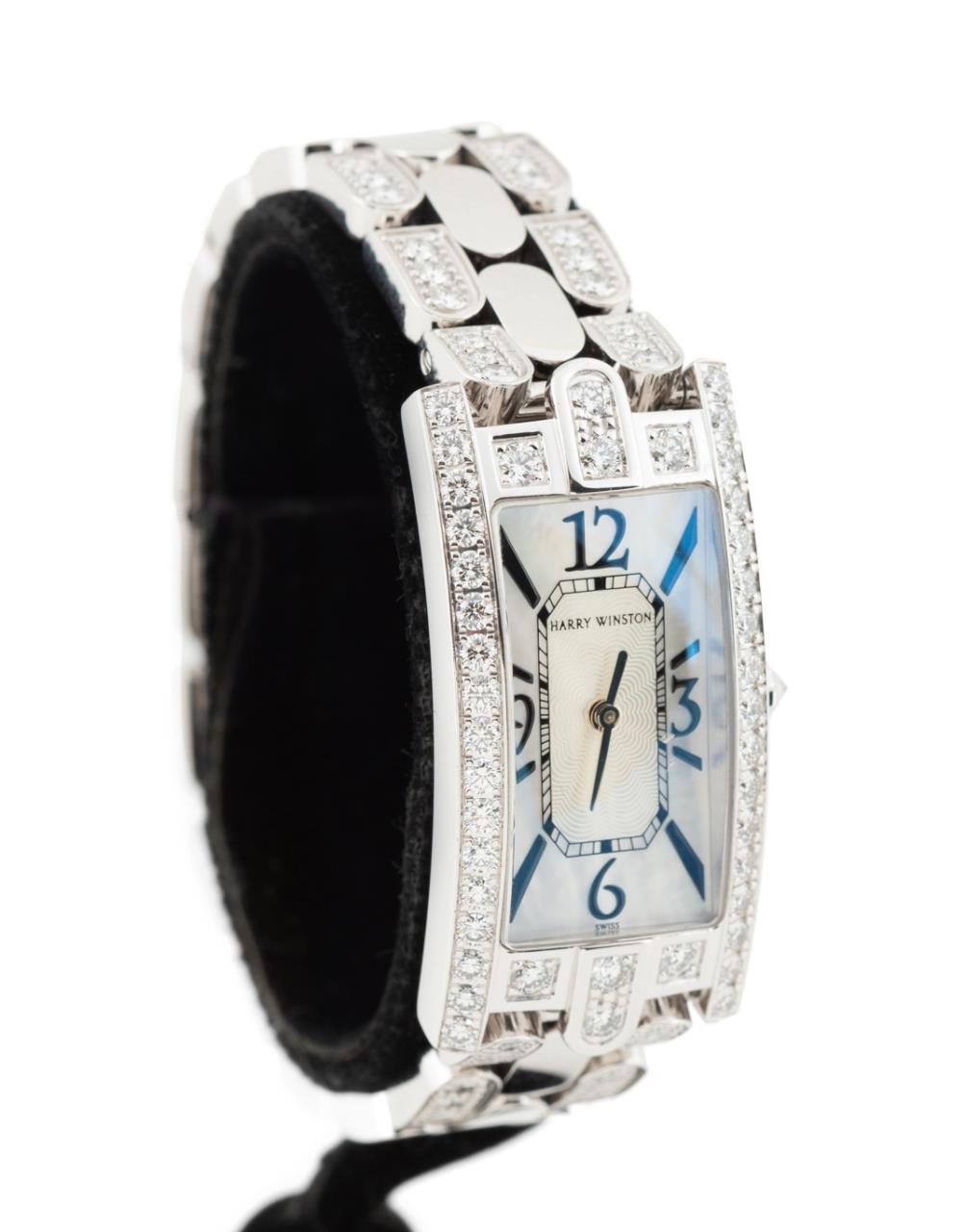 LADIES' HARRY WINSTON 18K WG