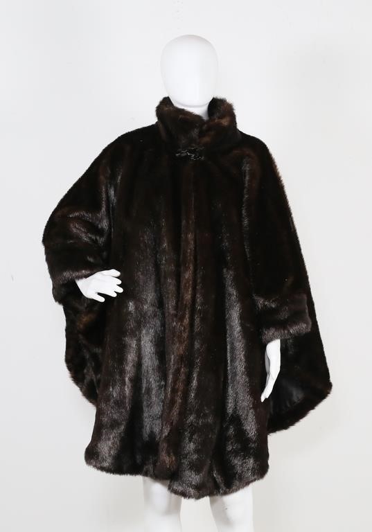 LADIES' MINK STOLE NATURAL DARK FUR