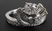 LADIES PLATINUM AND DIAMOND UN