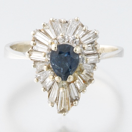 LADIES' SAPPHIRE AND DIAMOND