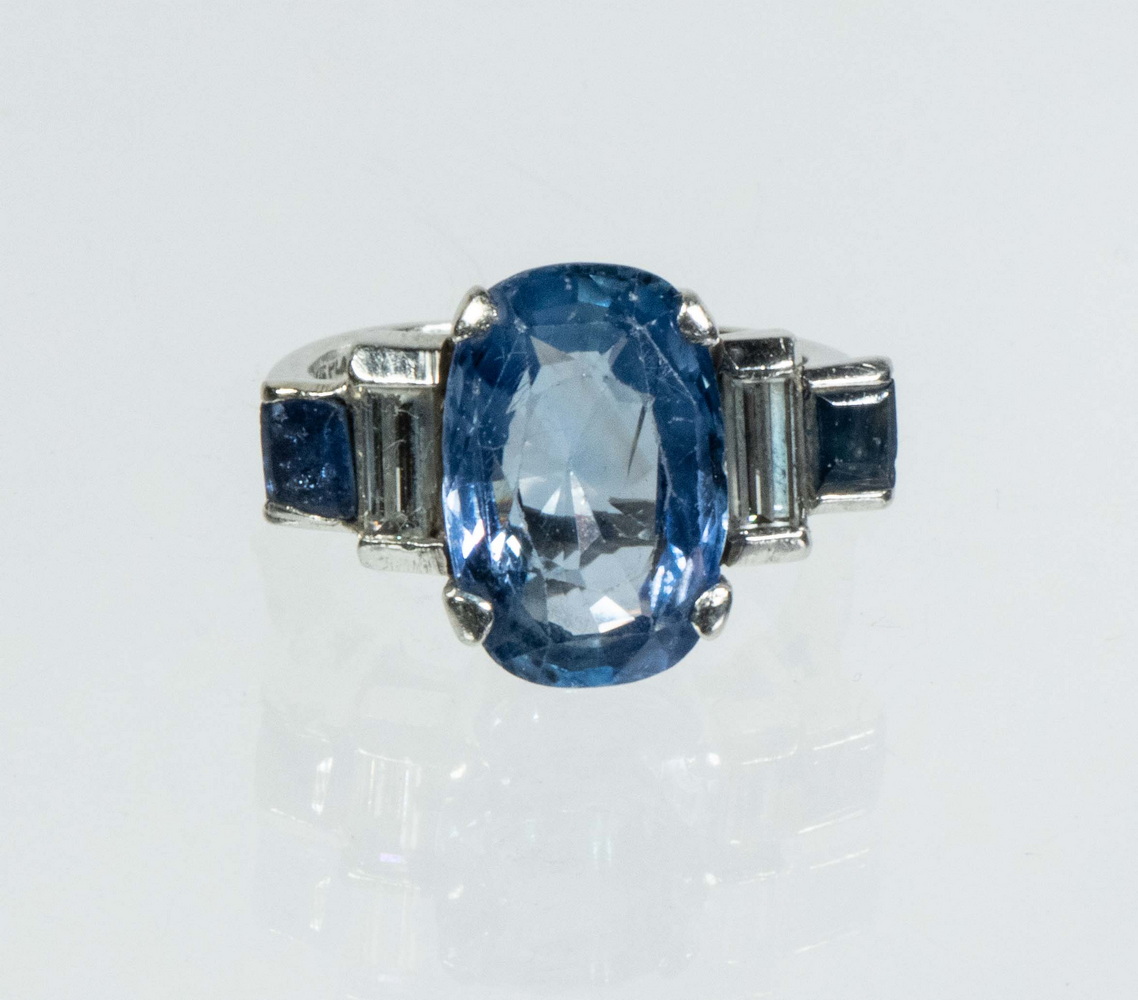 LADIES VINTAGE PLATINUM AND