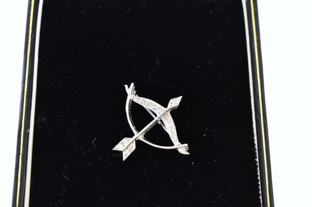 LADIES WHITE GOLD AND DIAMONDS