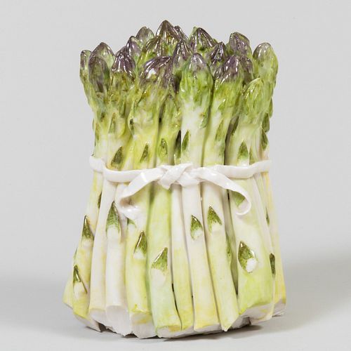 LADY ANNE GORDON PORCELAIN BUNCH OF