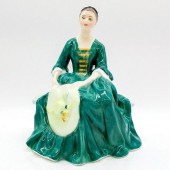 LADY FROM WILLIAMSBURG HN2228