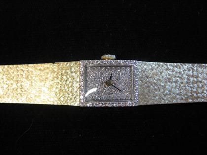 Lady's 14 karat yelllow gold and