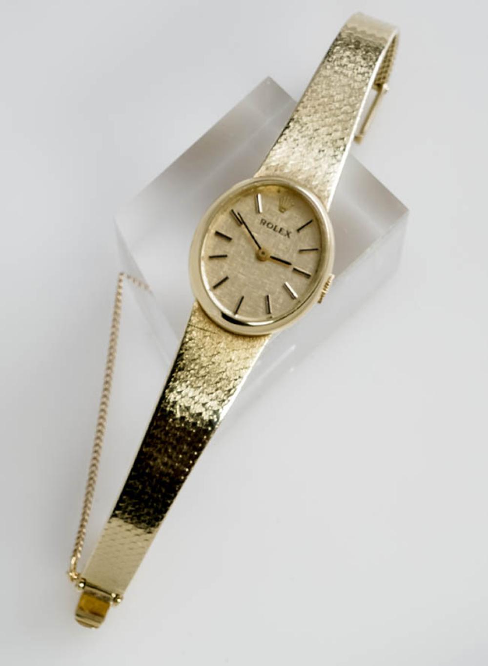 LADY'S 14-KARAT YELLOW-GOLD