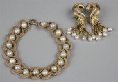 LADY'S 18K YELLOW GOLD AND FRE