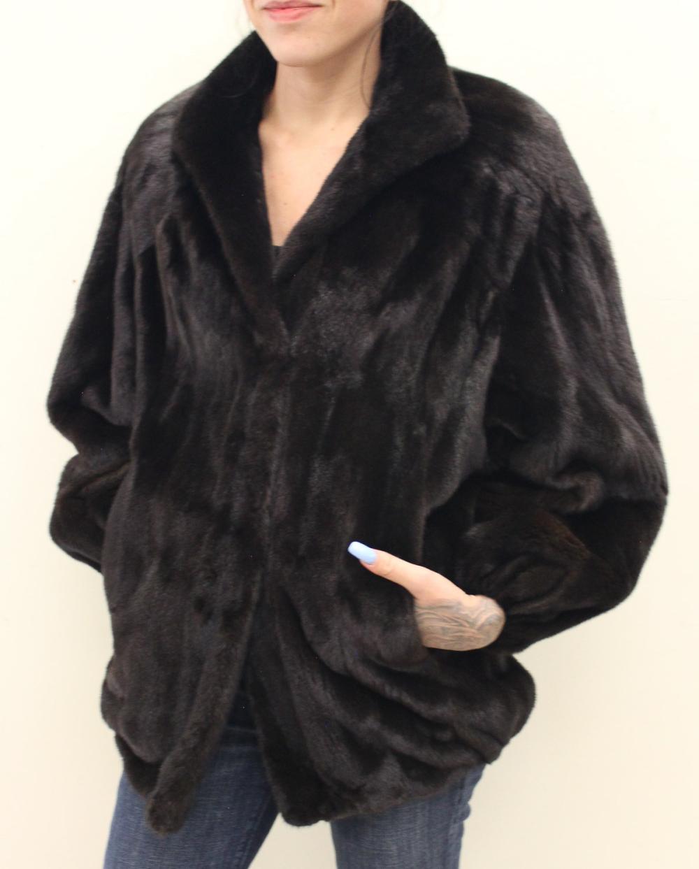 LADY'S BLACKGLAMA MINK JACKETLADY'S