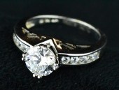 LADY'S CZ RINGConsisting of 14