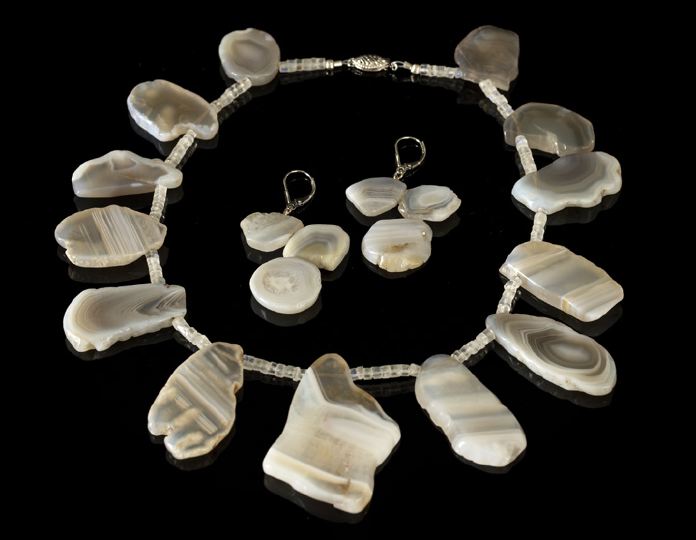 Lady's Fortification Agate Necklace