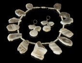 Lady's Fortification Agate Nec
