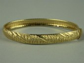 LADY'S ITALIAN 14K YELLOW GOLD